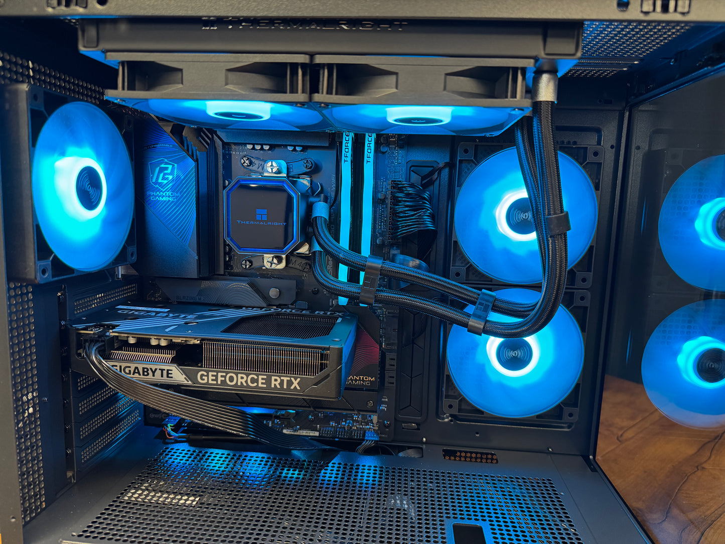 Azure PC -Intel (2025)